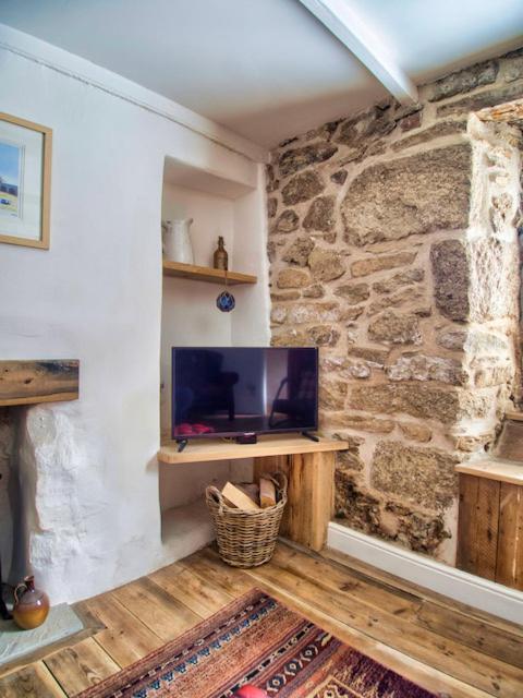 Knocker Cottage Is A 3 Bedroom Made Up Of 1 Double Bedroom And 2 Small Double Bedrooms In Small Village 10 Min To Beaches Камборн Екстер'єр фото