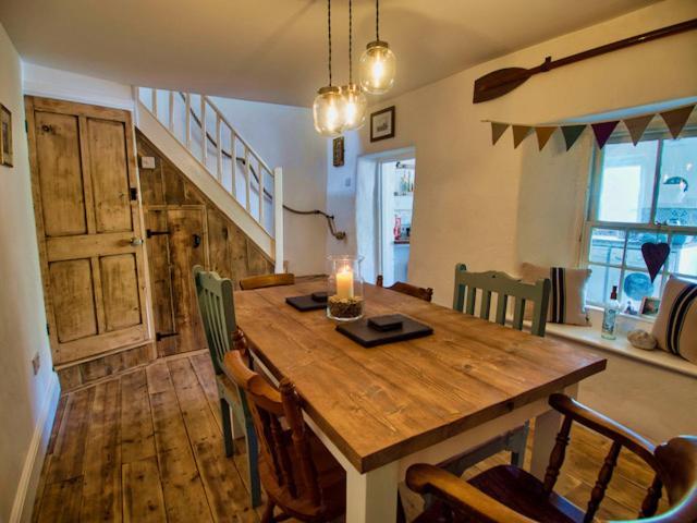 Knocker Cottage Is A 3 Bedroom Made Up Of 1 Double Bedroom And 2 Small Double Bedrooms In Small Village 10 Min To Beaches Камборн Екстер'єр фото