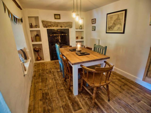 Knocker Cottage Is A 3 Bedroom Made Up Of 1 Double Bedroom And 2 Small Double Bedrooms In Small Village 10 Min To Beaches Камборн Екстер'єр фото